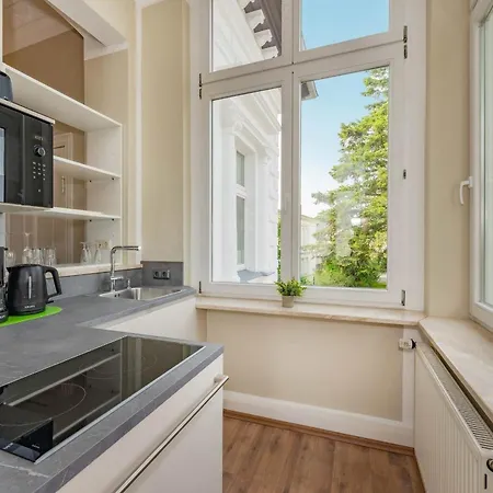 Carmen Waterblick * Heringsdorf (Usedom)